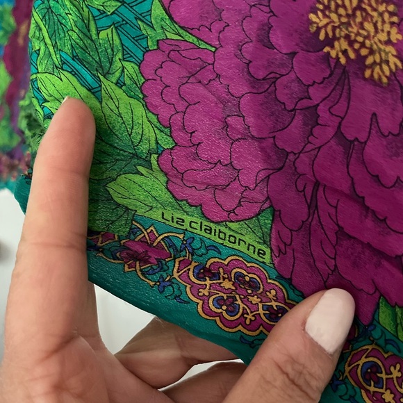 VTG Liz Claiborne Floral Silk Scarf - Picture 4 of 10
